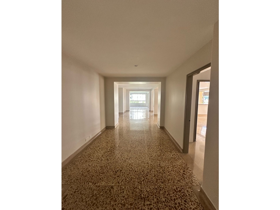 SE VENDE Y ARRIENDA APARTAMENTO EN BALSOS — foto 2