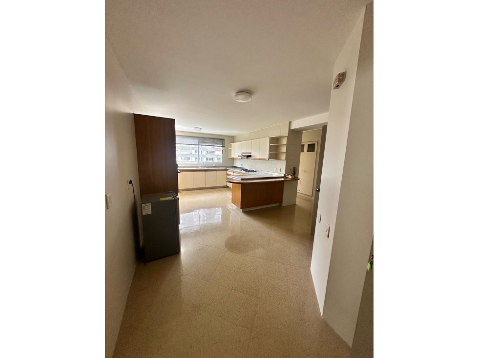 SE VENDE Y ARRIENDA APARTAMENTO EN BALSOS — foto 3