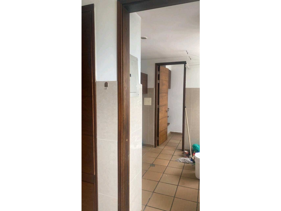 SE VENDE APARTAMENTO EN BARRIO LA CASTELLANA NORTE DE ARMENIA — foto 3