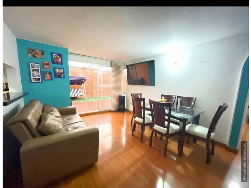 SE VENDE APARTAMENTO EN BATAN CON TERRAZA .T/P. — foto 2