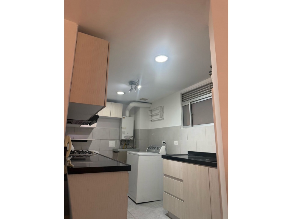 SE VENDE APARTAMENTO EN BELLA SUIZA ( Remodelado ) 70 mts con balcón — foto 4