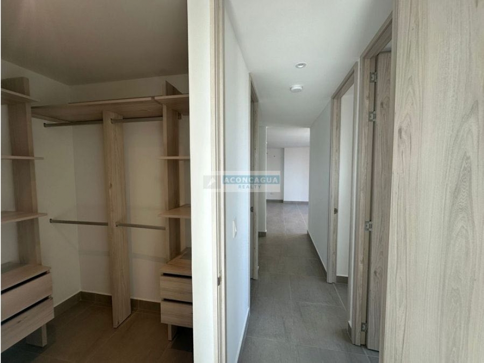 Se vende apartamento en Bellavista — foto 5