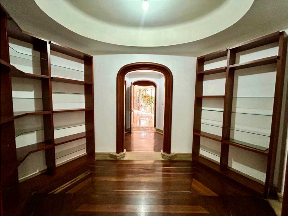 SE VENDE APARTAMENTO EN BOGOTA ROSALES — foto 4