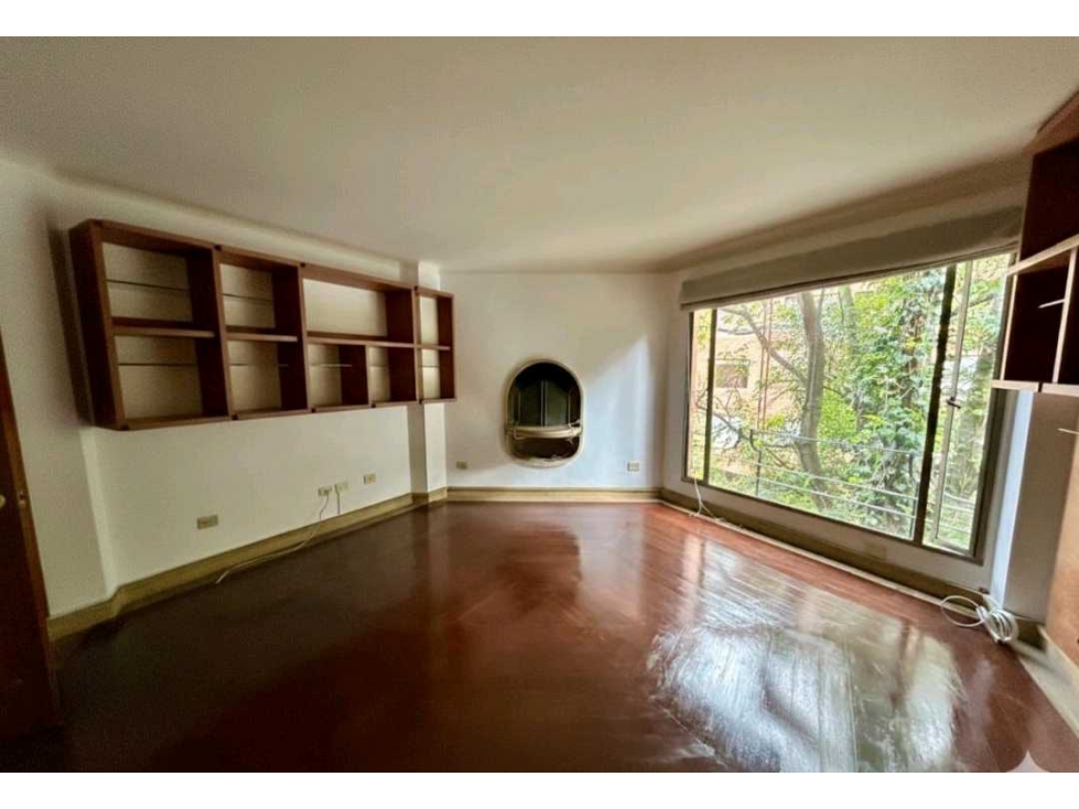 SE VENDE APARTAMENTO EN BOGOTA ROSALES — foto 3