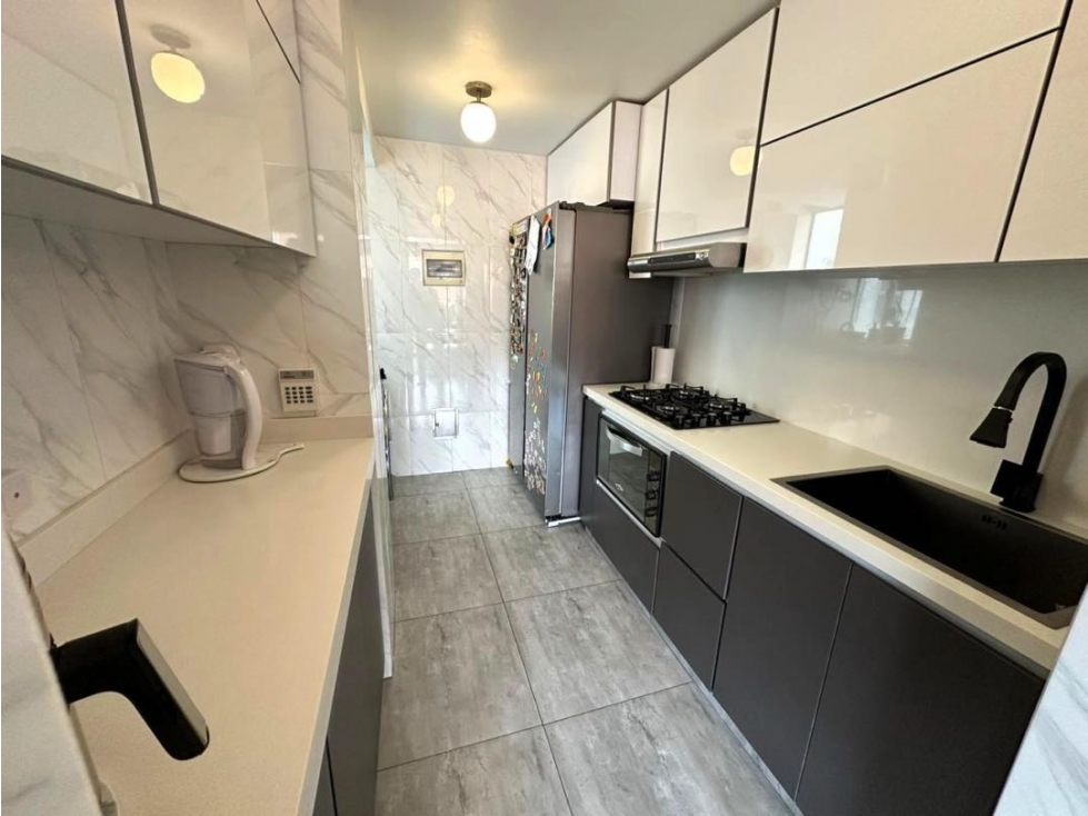 SE VENDE APARTAMENTO EN BOGOTA CERCA AL CC SANTA FE — foto 3