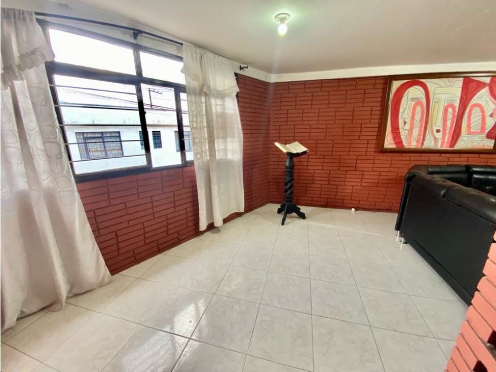 SE VENDE APARTAMENTO EN CALARCÁ PISO 2 - 4