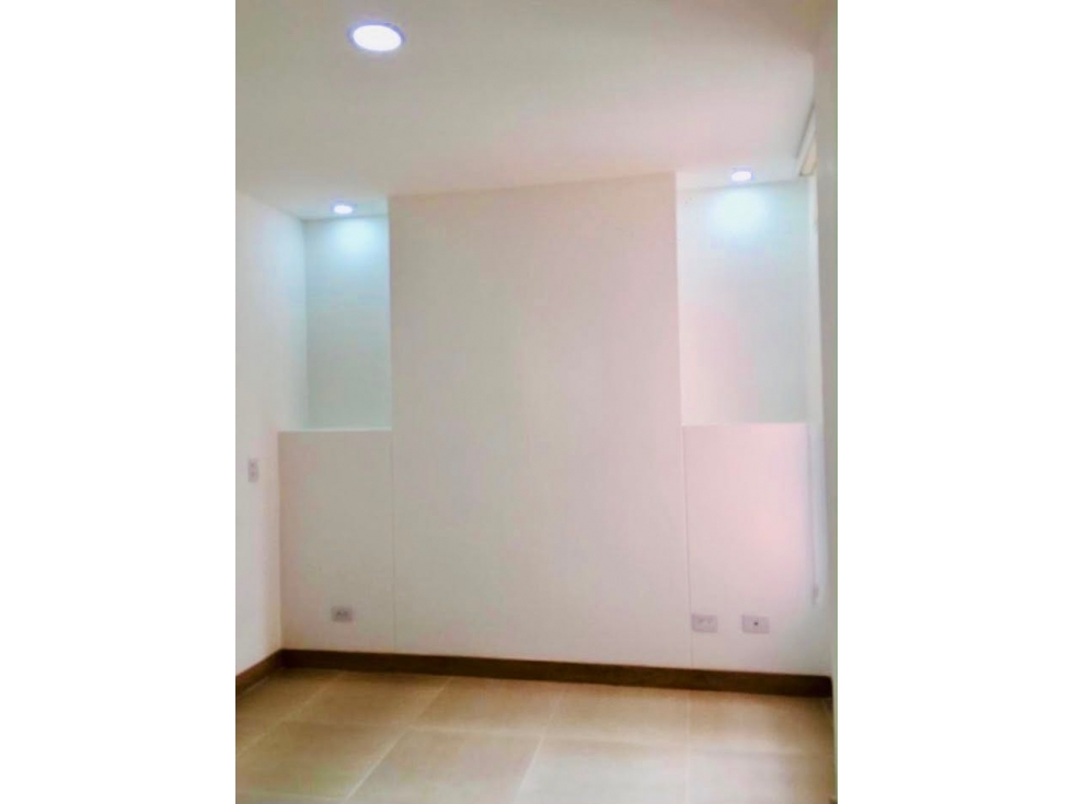 Se vende apartamento en Calasanz parte baja — foto 5