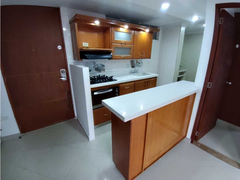 Se Vende apartamento en Calasanz parte Intermedia