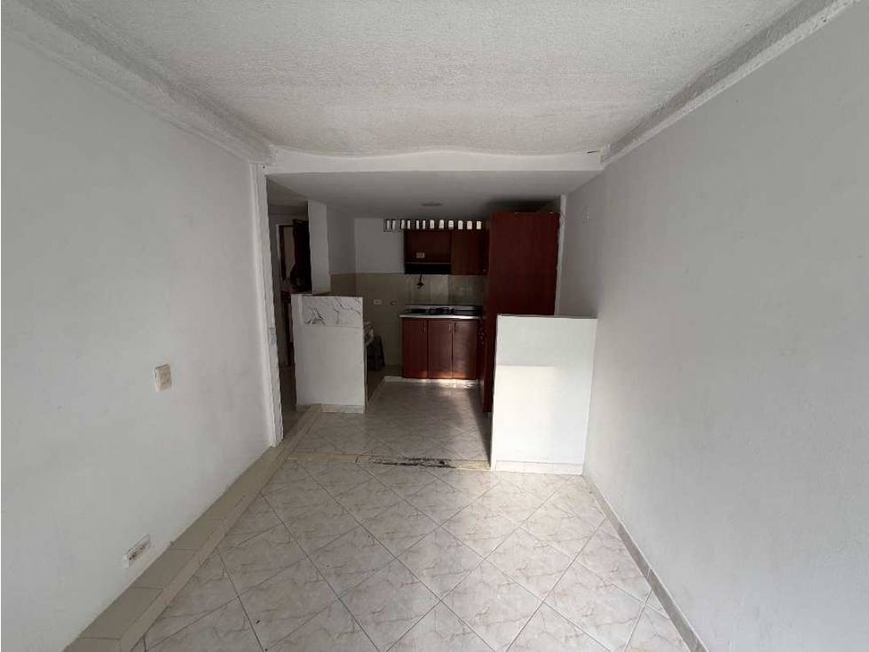 Se Vende apartamento en calasanz — foto 3