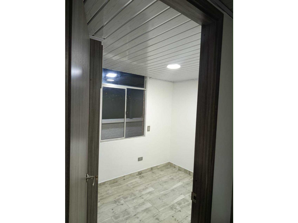 Se vende apartamento en Calazans
