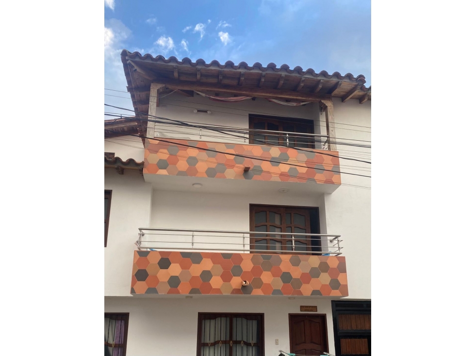 Se vende segundo piso + mansarda en campo alegre, El Carmen de Viboral