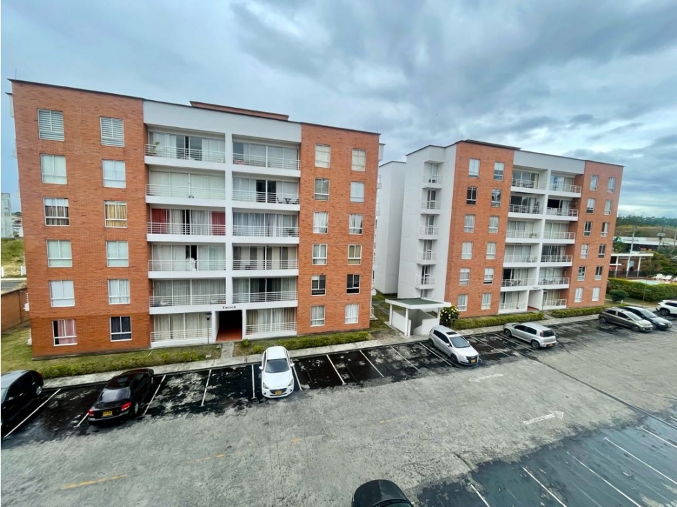 SE VENDE APARTAMENTO EN CAMPOBELLO CON DOBLE PARQUEADERO