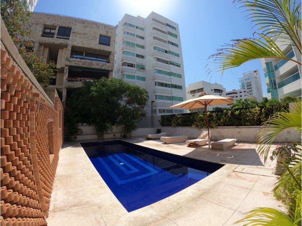 SE VENDE APARTAMENTO DUPLEX EN CASTILLOGRANDE, 220 mt2 ÁREA PRIVADA
