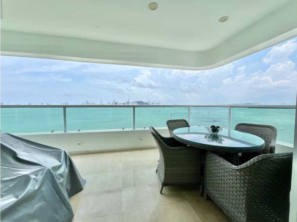 SE VENDE APARTAMENTO EN CASTILLOGRANDE FRENTE A LA BAHIA — foto 5