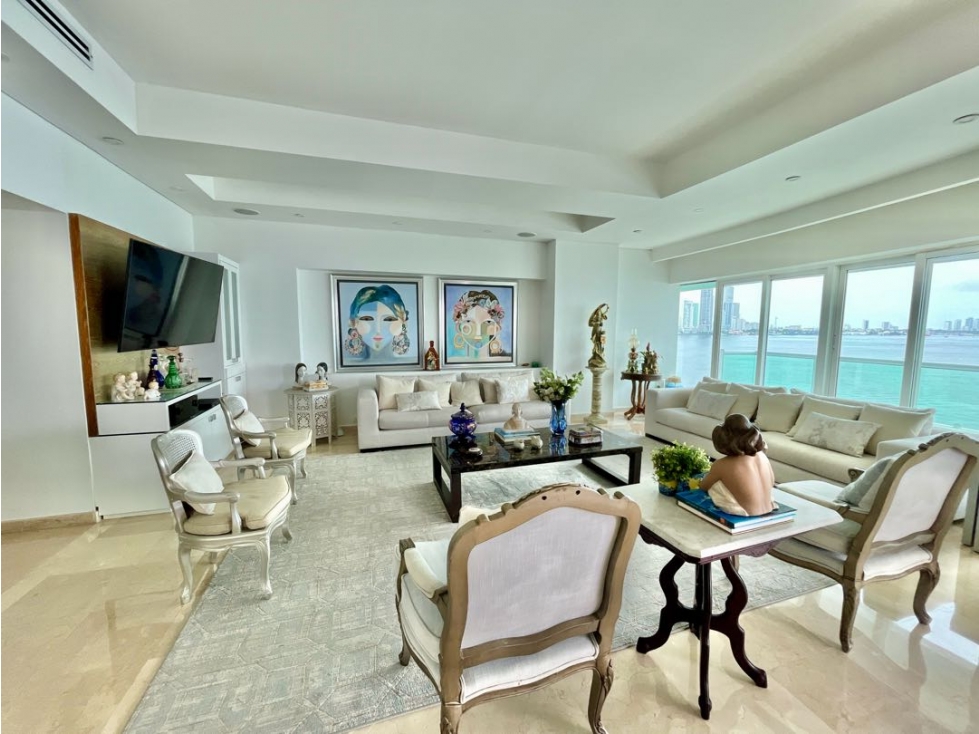 SE VENDE APARTAMENTO EN CASTILLOGRANDE FRENTE A LA BAHIA — foto 6