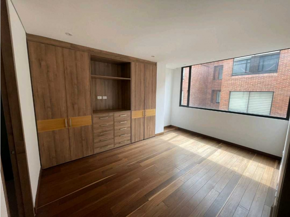 SE VENDE APARTAMENTO EN CHICO 153m2 — foto 3
