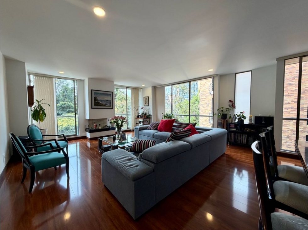 SE VENDE APARTAMENTO EN CHICO NORTE 320M2 BALCONES — foto 2