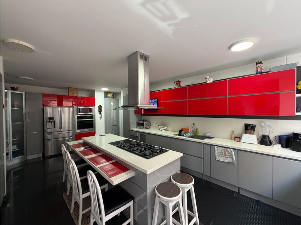 SE VENDE APARTAMENTO EN CHICO NORTE 320M2 BALCONES — foto 5