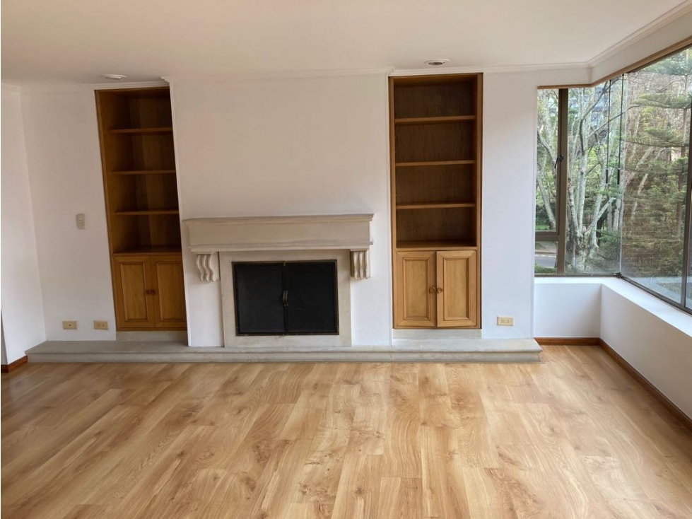 SE VENDE APARTAMENTO EN CHICO .A — foto 2