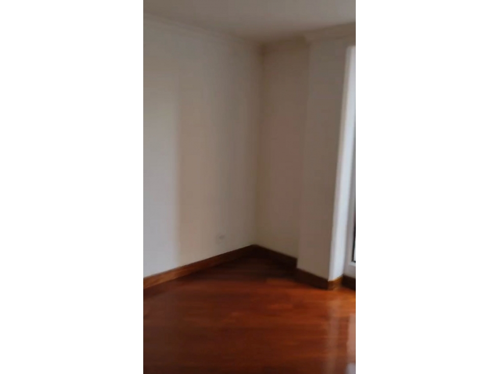 SE VENDE O SE ARRIENDA APARTAMENTO EN CHICO .P — foto 5
