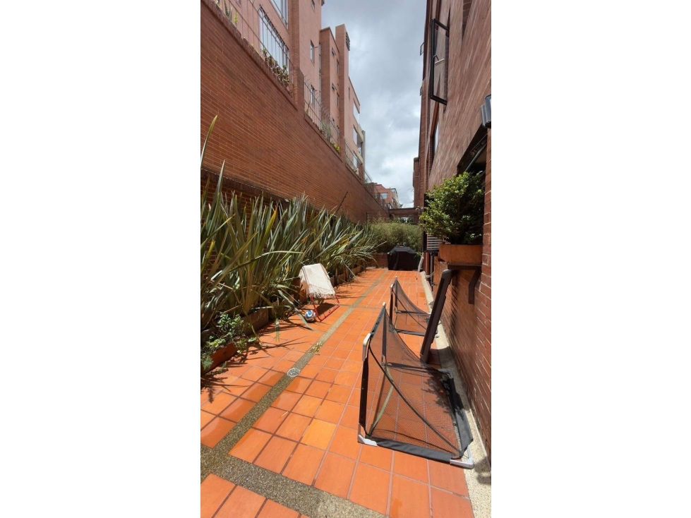 SE VENDE APARTAMENTO EN CHICO NAVARRA ( Remodelado) 190 mts + 45 terra — foto 3