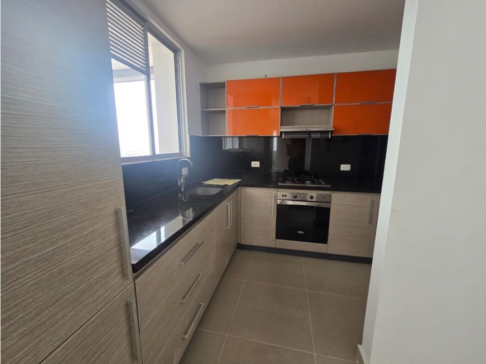 Se vende apartamento en chipichape con terraza — foto 4