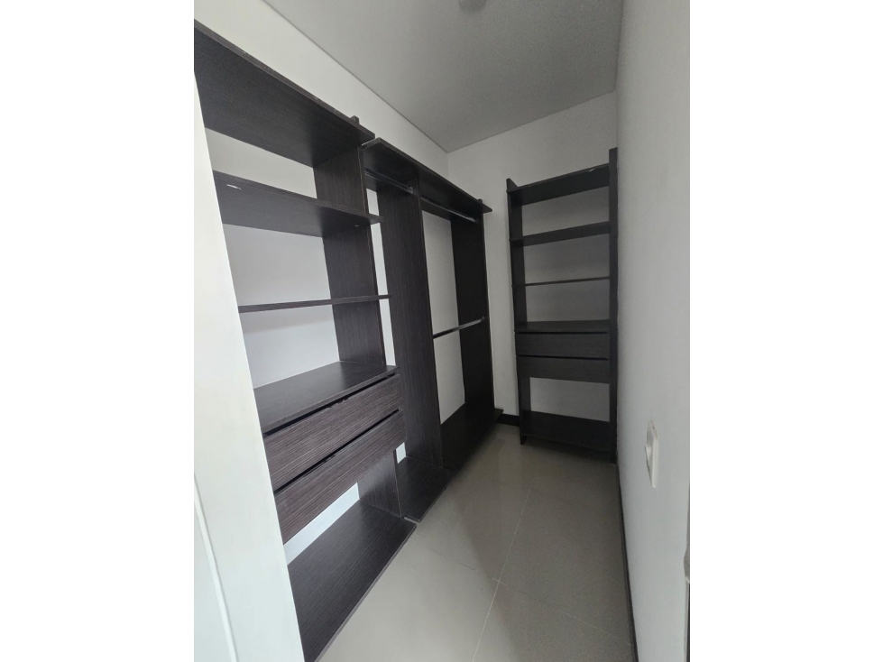 Se vende apartamento en chipichape con terraza — foto 6