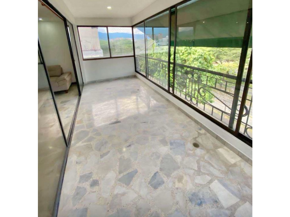 VENDO APARTAMENTO EN CIUDAD JARDÍN SUR CALI — foto 4