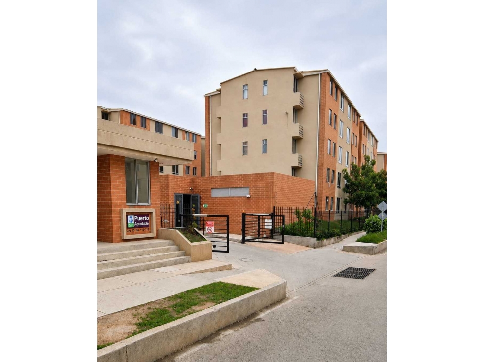 Se Vende Apartamento en Ciudad del Puerto - Puerto Acordeon