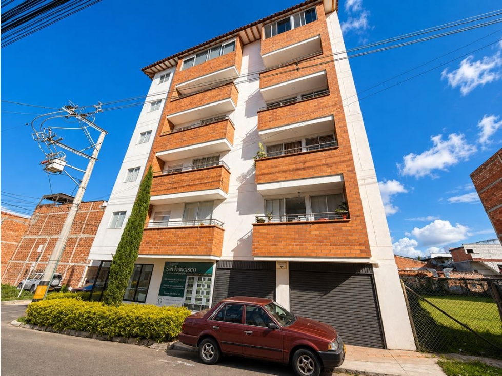 SE VENDE APARTAMENTO EN CIUDADELA LA PALMA EN EL CARMEN DE VIBORAL