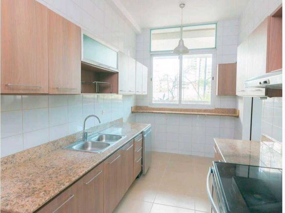 Se Vende apartamento en condado del Rey por debajo de Avalúo — foto 2