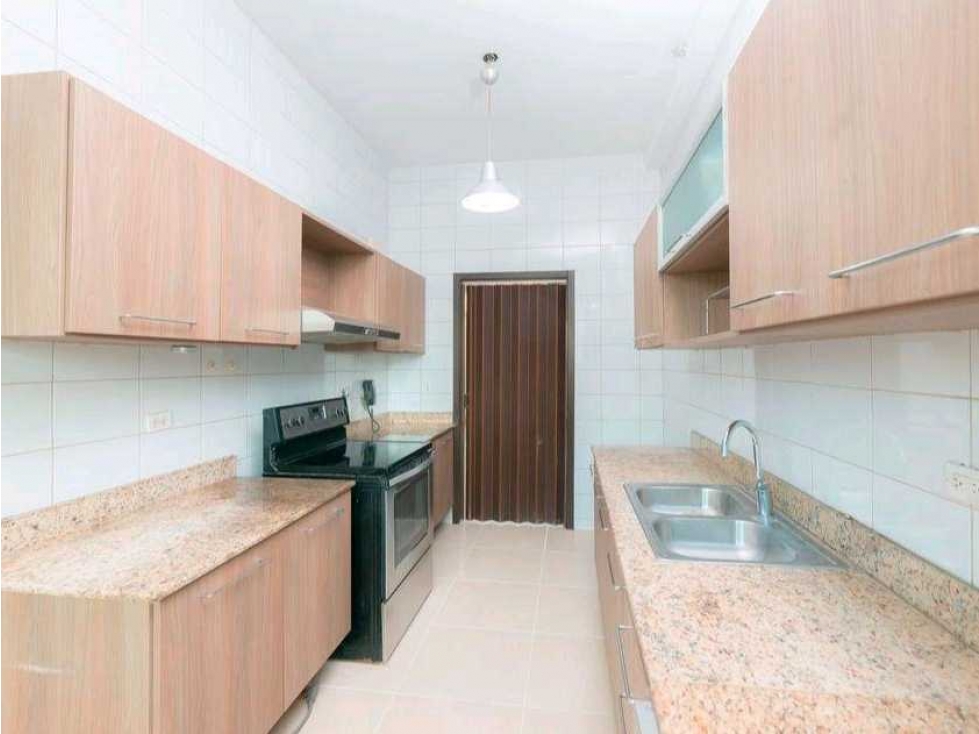 Se Vende apartamento en condado del Rey por debajo de Avalúo — foto 3