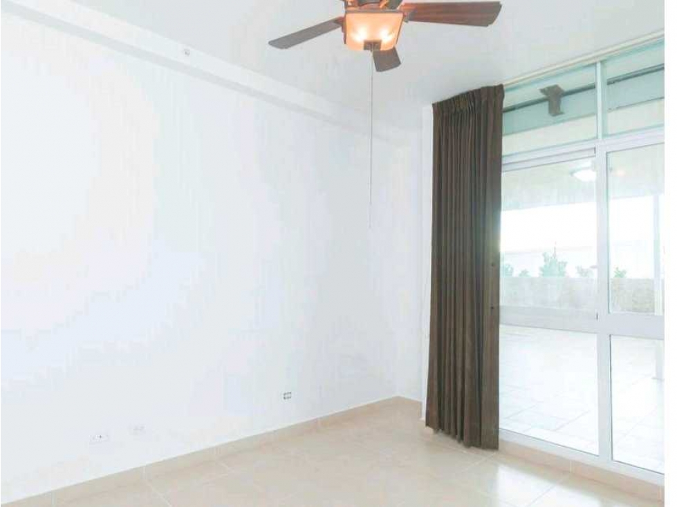 Se Vende apartamento en condado del Rey por debajo de Avalúo — foto 6