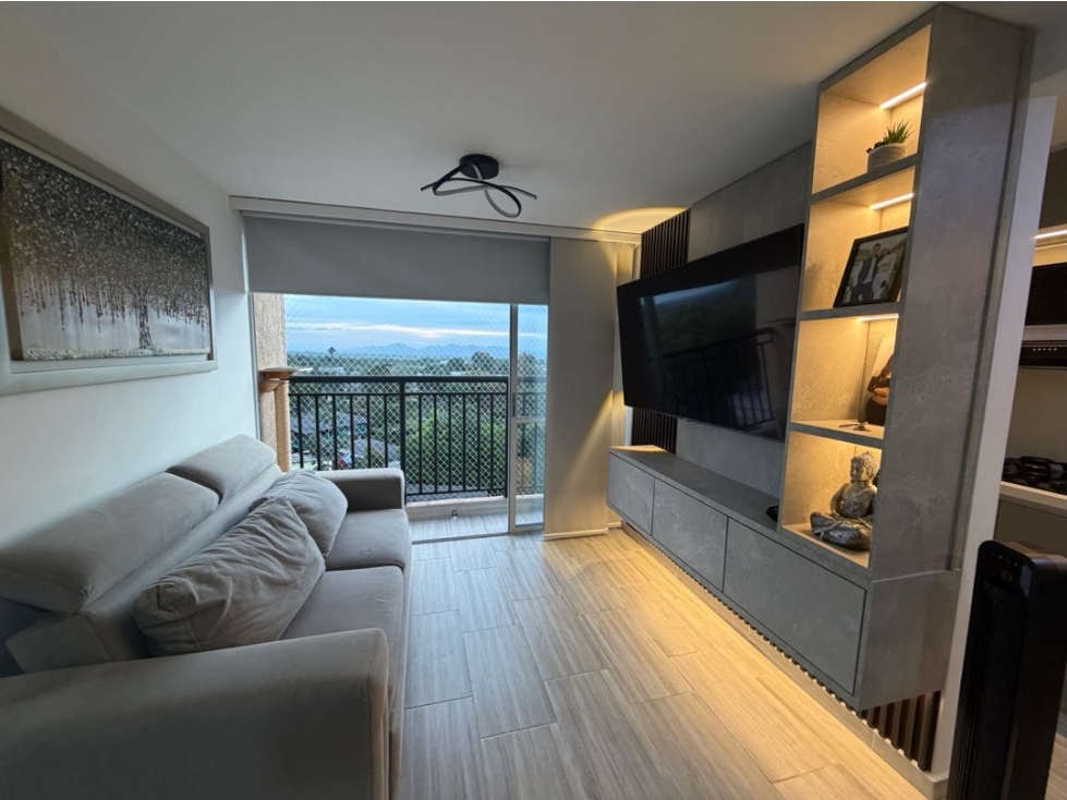 SE VENDE APARTAMENTO EN CONDINA PISO 8 - 3