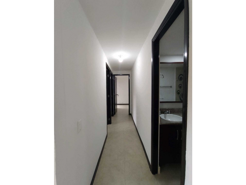 SE VENDE APARTAMENTO EN CONQUISTADORES — foto 3