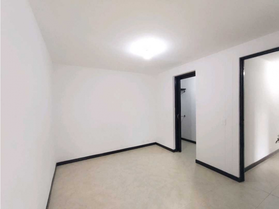 SE VENDE APARTAMENTO EN CONQUISTADORES — foto 4