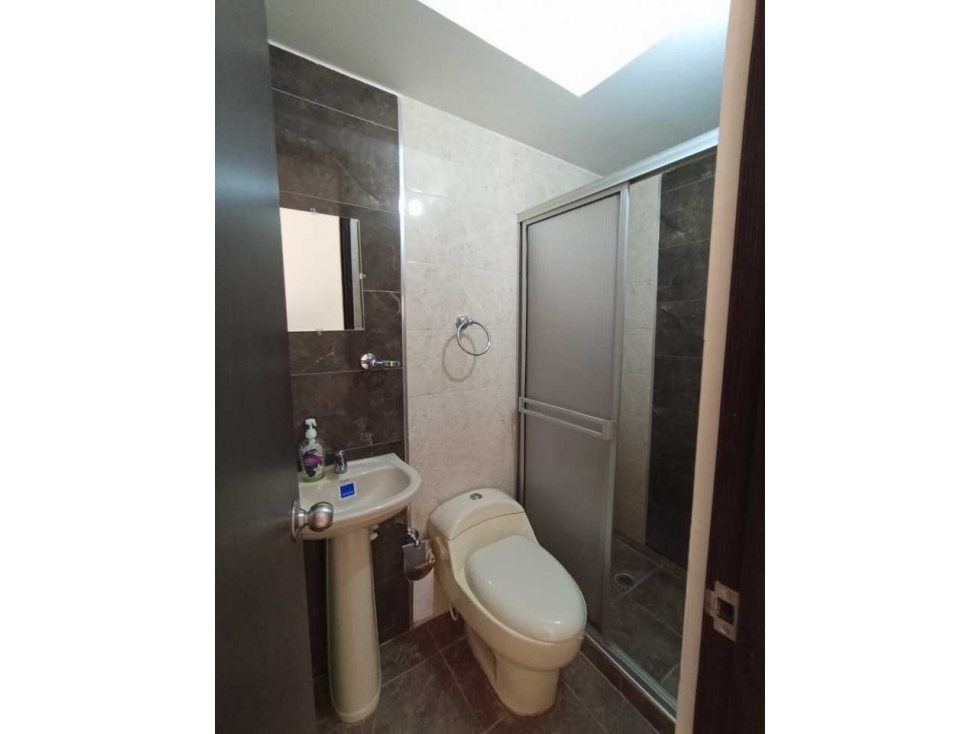 Se vende apartamento en CR Madrigal Campestre — foto 6