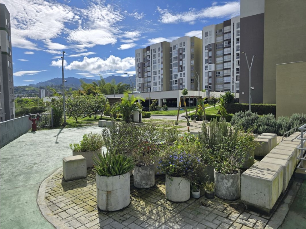 SE VENDE APARTAMENTO EN DOSQUEBRADAS