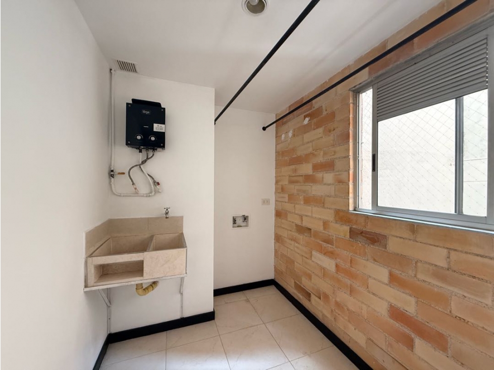 SE VENDE APARTAMENTO EN EDIFICIO EN SABANETA CERCA AL PARQUE — foto 5