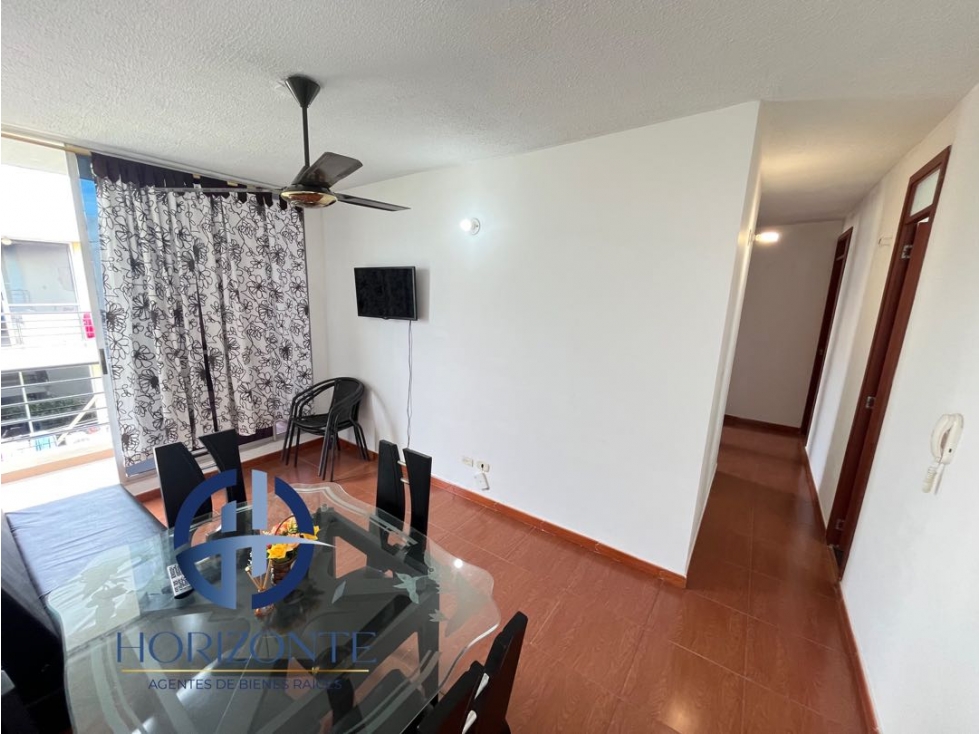 SE VENDE APARTAMENTO AMOBLADO EN EL CONJUNTO CERRADO EL CISNE — foto 2