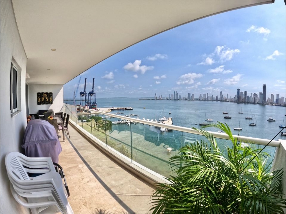 SE VENDE APARTAMENTO EN EL EDIFICIO AURA DEL MAR, BARRIO MANGA — foto 2