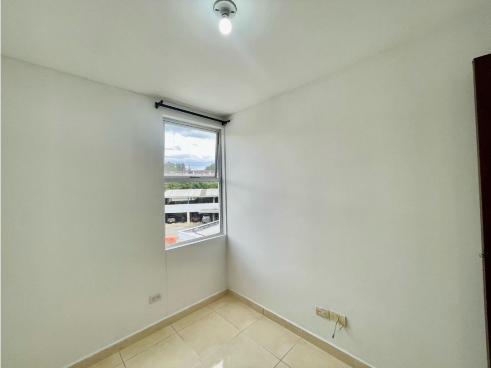 SE VENDE APARTAMENTO EN EL NORTE — foto 6