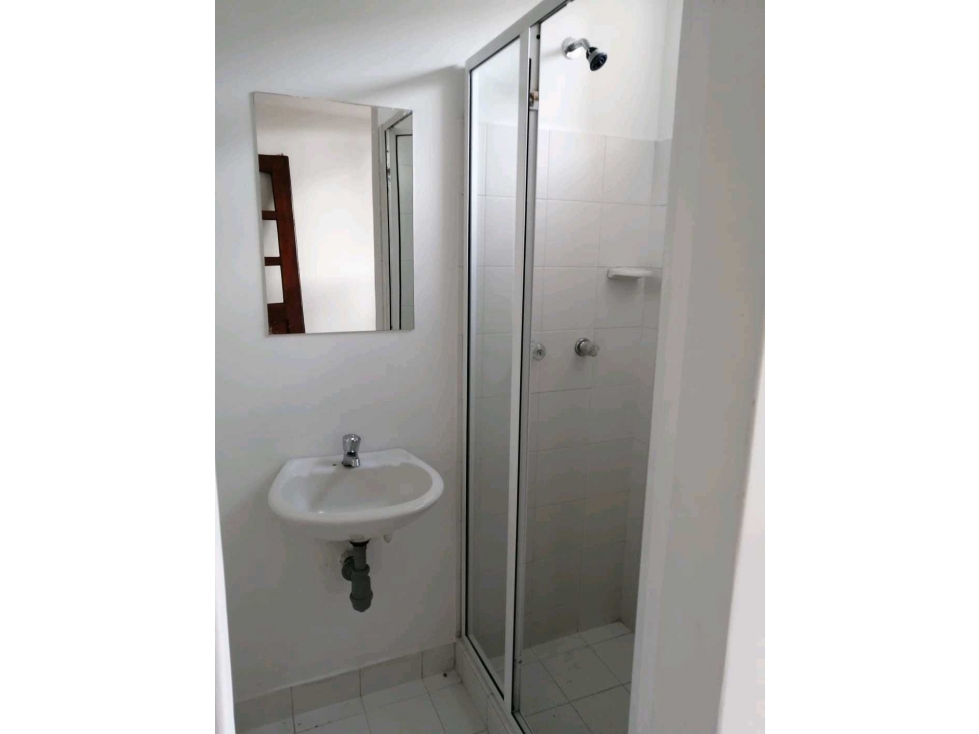 Se vende apartamento en el poblado — foto 5