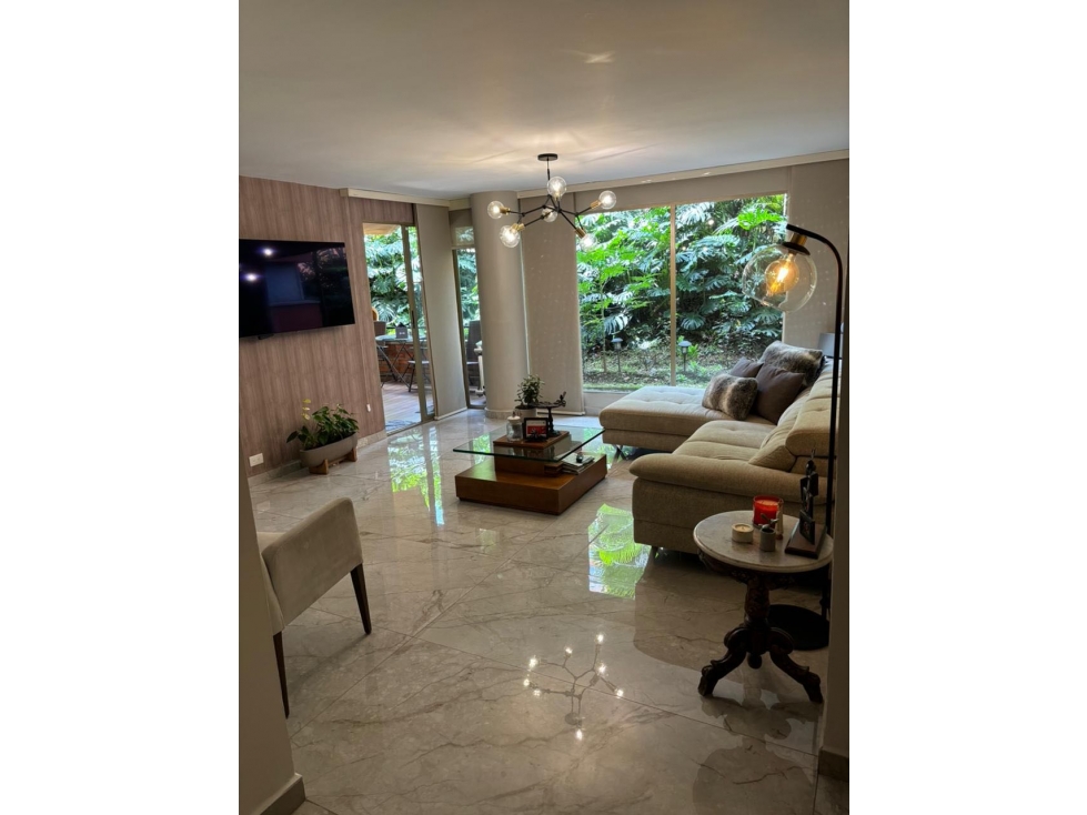 Se vende apartamento en el poblado sector milla de oro