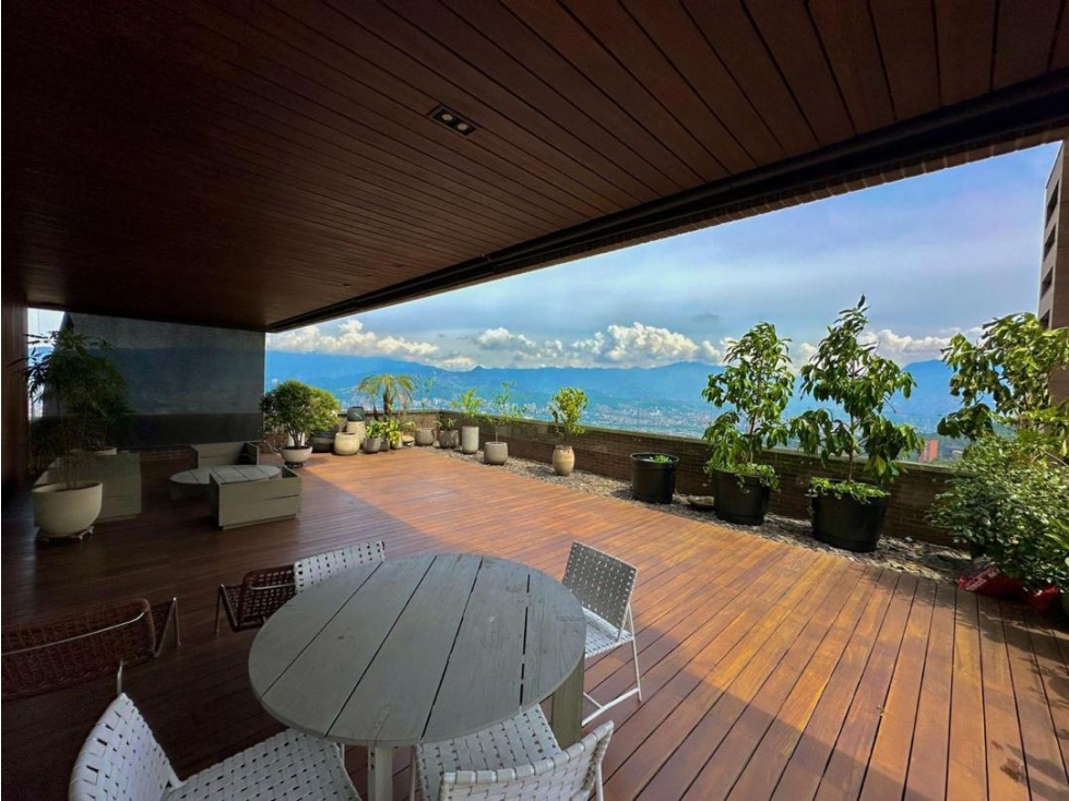 Se vende apartamento en el poblado sector las palmas