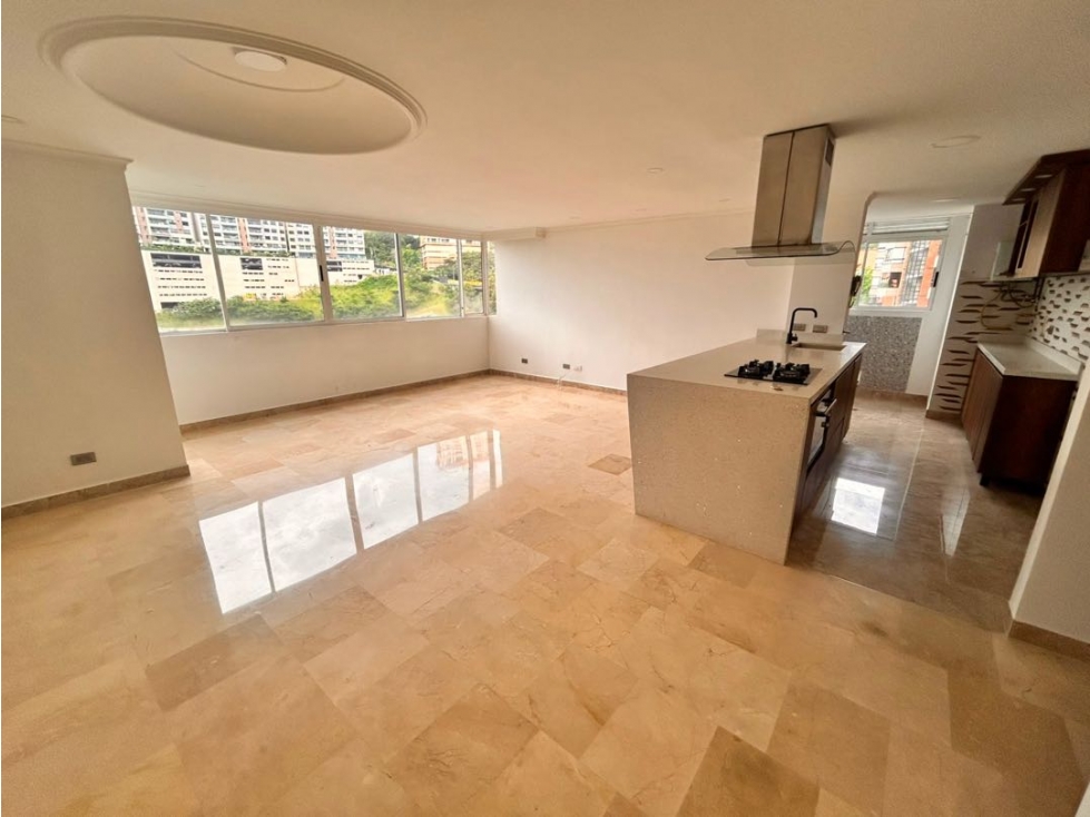 SE VENDE APARTAMENTO EN EL POBLADO SECTOR DRIVE IN — foto 2