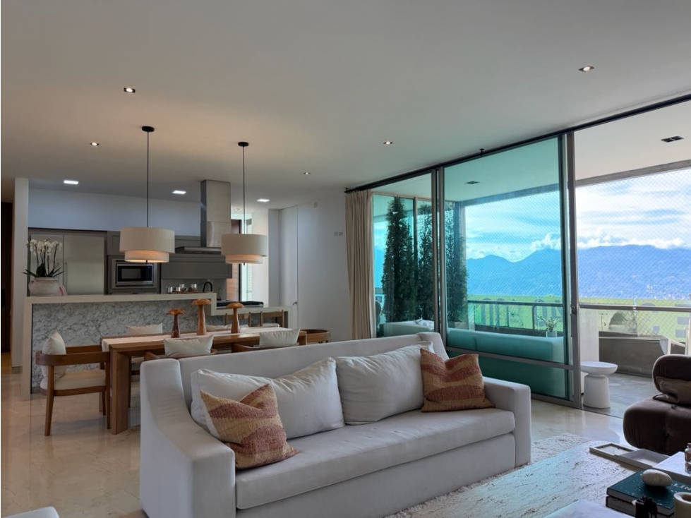 Se Vende Apartamento en el Poblado, Los Balsos