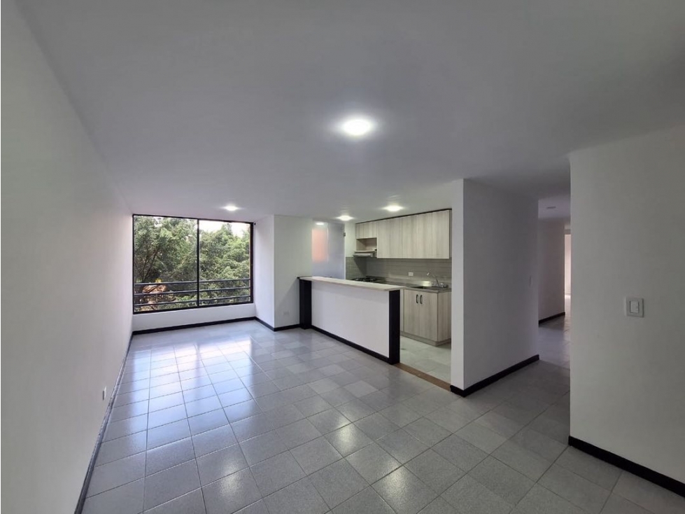 Se vende apartamento en el poblado sector loma de san Julián