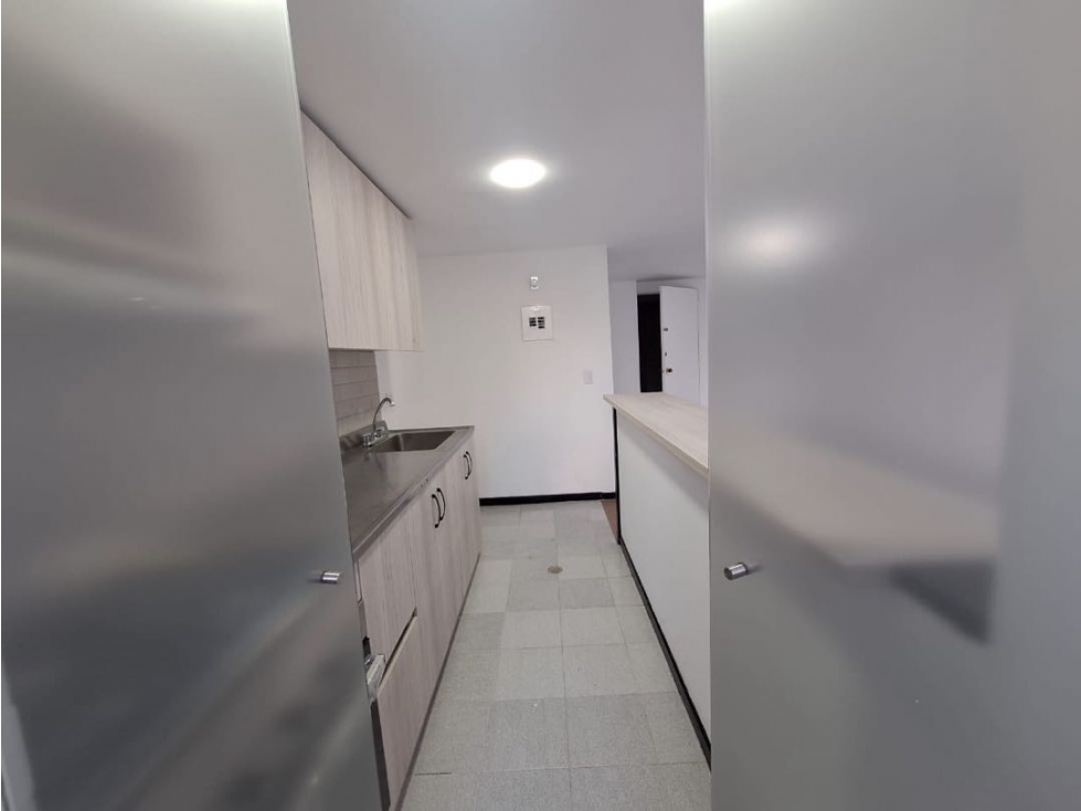 Se vende apartamento en el poblado sector loma de san Julián — foto 3