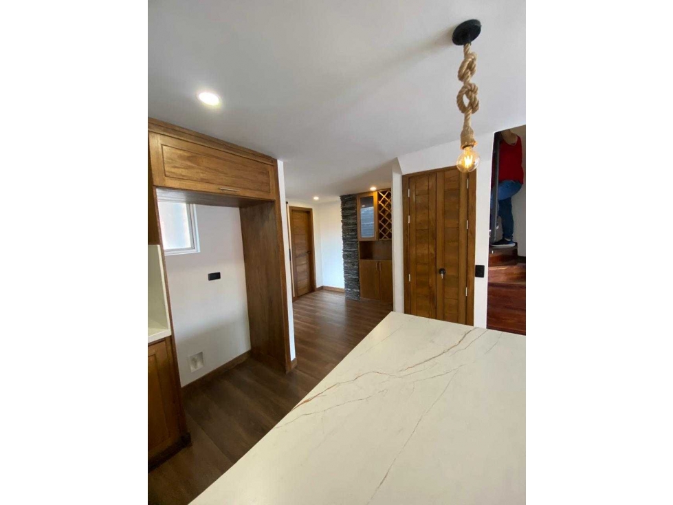 SE VENDE APARTAMENTO EN EL PRIMER PARQUE DE LAURELES MEDELLÍN — foto 4